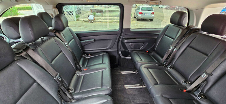 Minivan Mercedes-Benz Vito 8 posti, dettaglio sedili